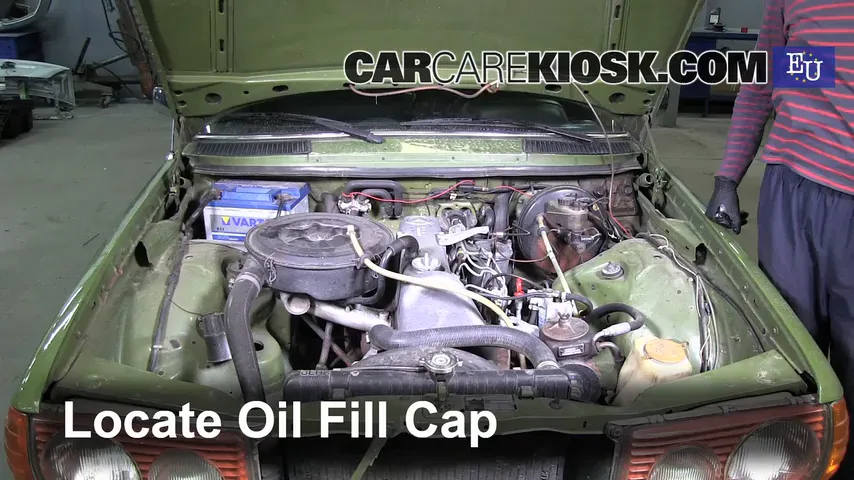 1983 Mercedes-Benz 200D 2.0L 4 Cyl. Diesel Oil